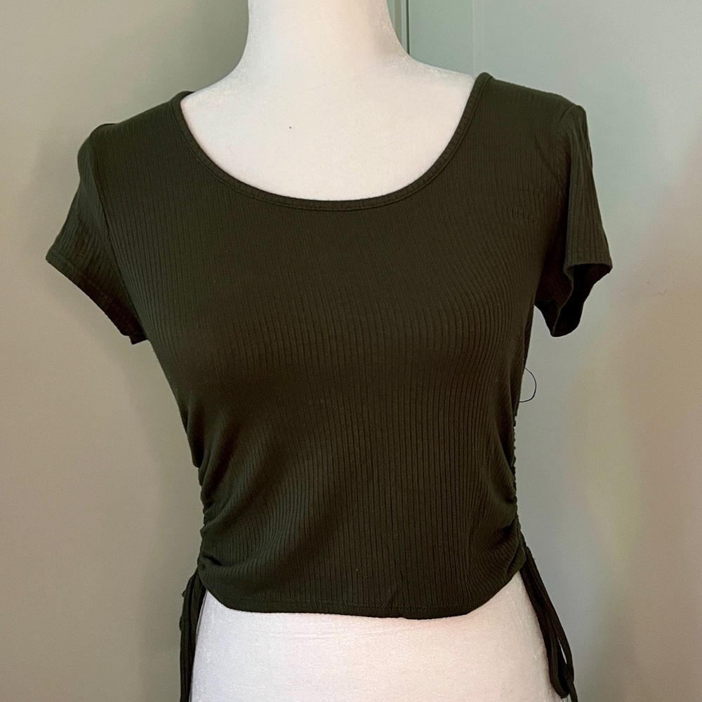 Drawstring Side Scoop Neck Crop Top